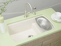 廚房水槽的材質(zhì)該怎么選，看完這篇就知道了